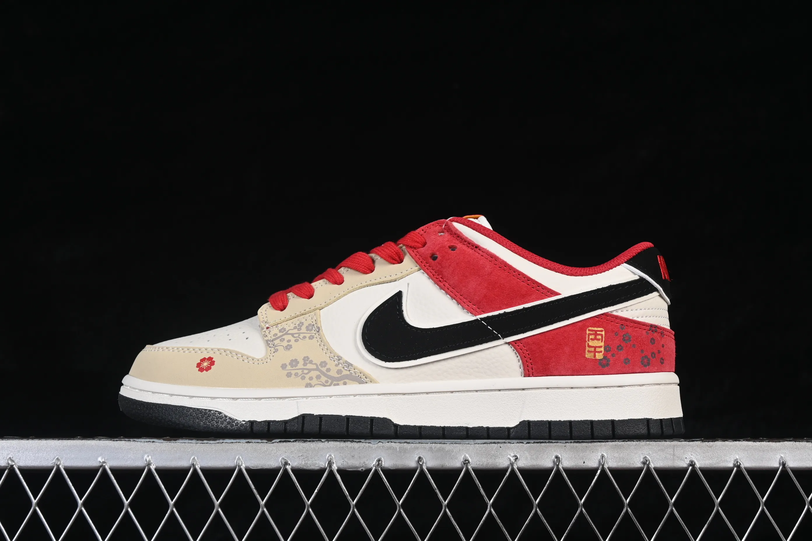 All categories Nk SB Dunk Series Nk SB Dunk Low High-end customized low-top sneakers Nike SB Dunk Low Red and black rice contrast high-end customized low-top casual skate shoes DN3168-027